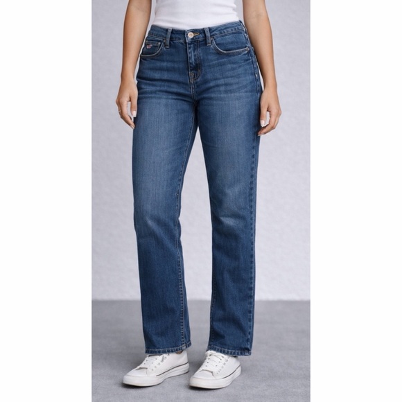 Hollister Denim - HOLLISTER • Blue Medium Wash SoCal Stretch Straight Leg Jeans, 29